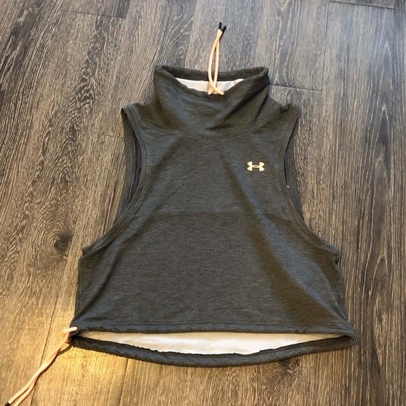 Under Armour Tops - Under Armour loose crop sweatshirt